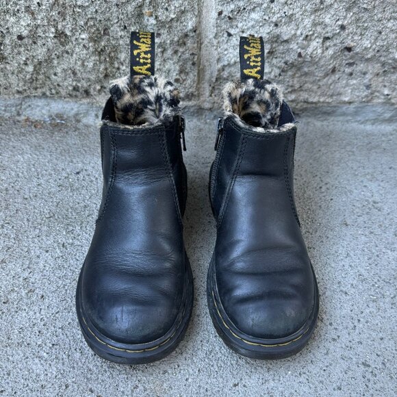 DR DOC MARTENS Leopard Lined Chelsea Boots Girls 12 29 EU Faux Fur Pull On Boot - Picture 4 of 9